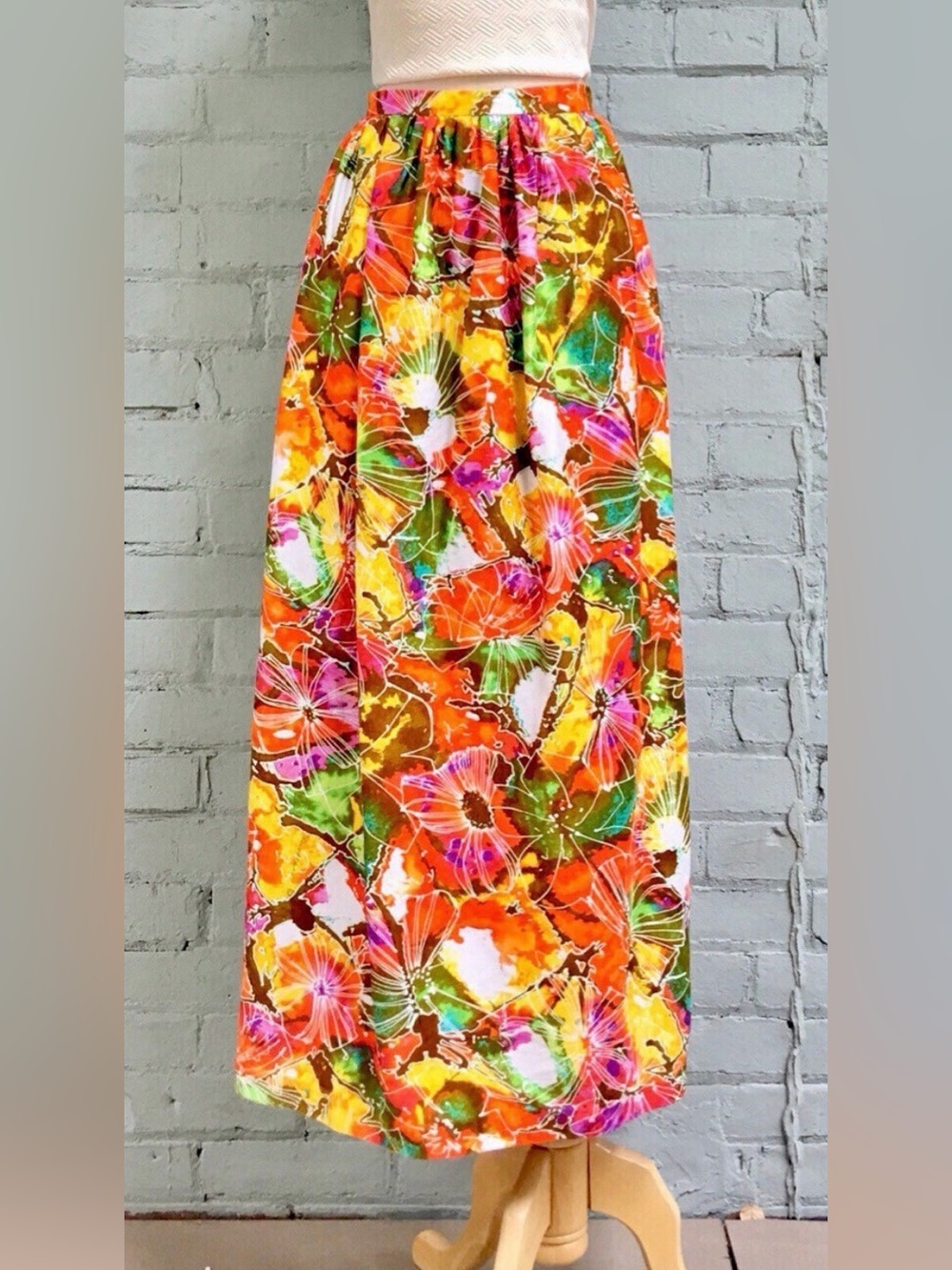 Vintage 70s Floral Maxi Skirt - Vibrant Multicolor